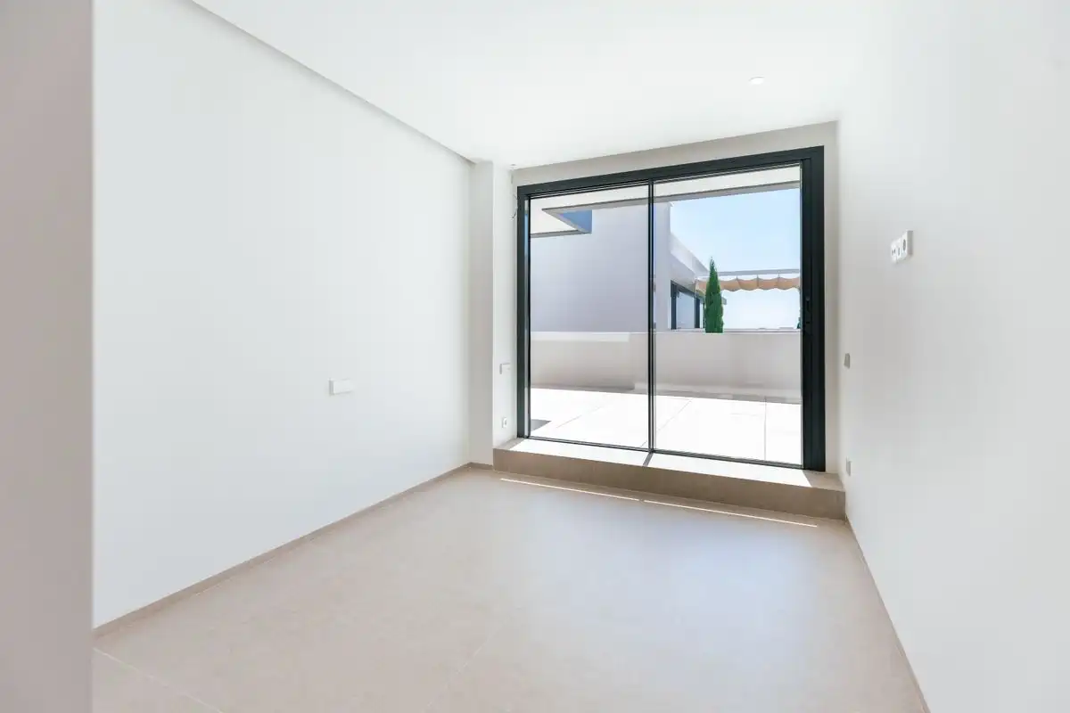 Casa aparellada amb terrassa en venda a Carrer de Ramon Muntaner, imagen 11
