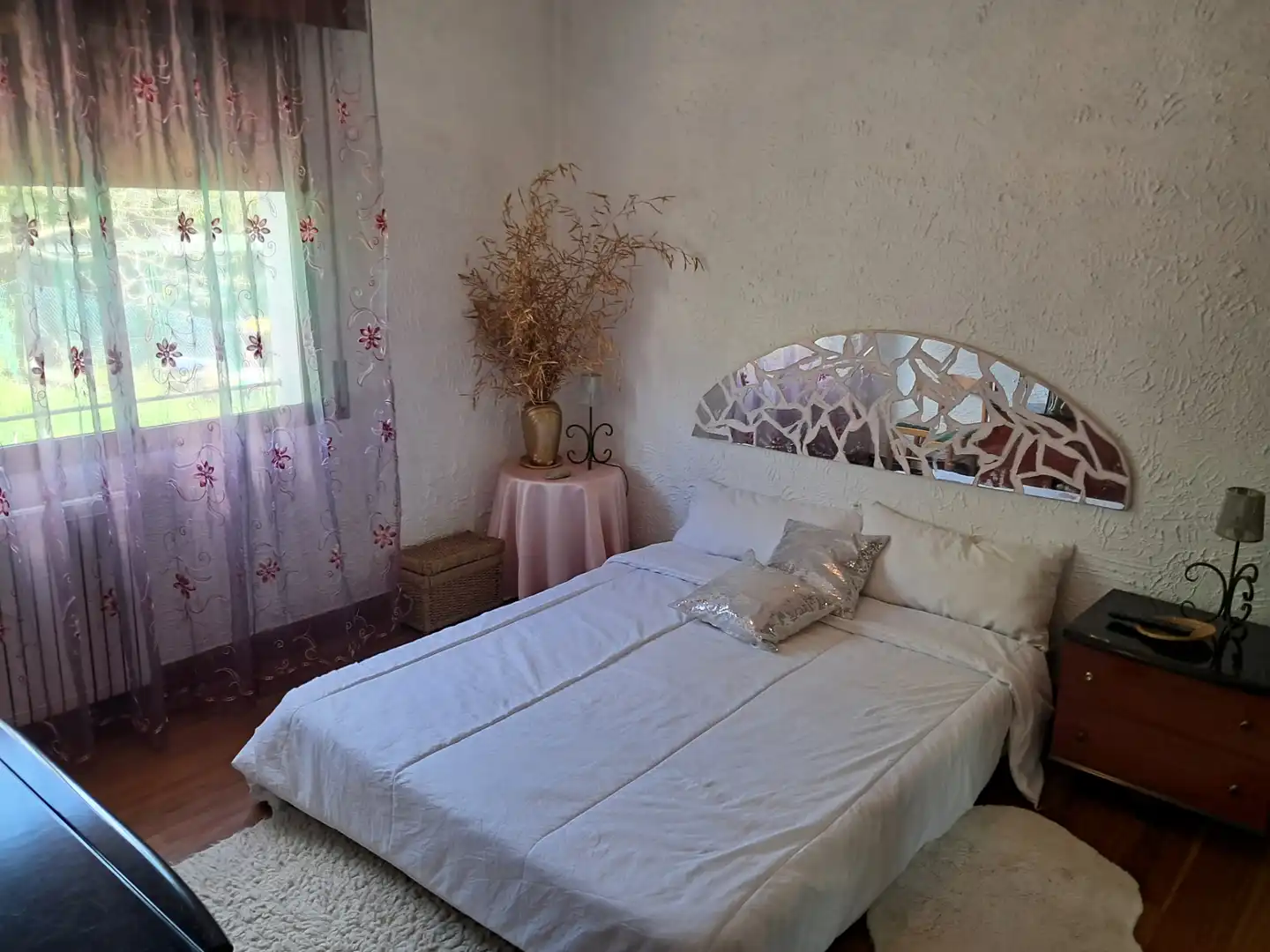 Bedroom of Flat for sale in Erandio