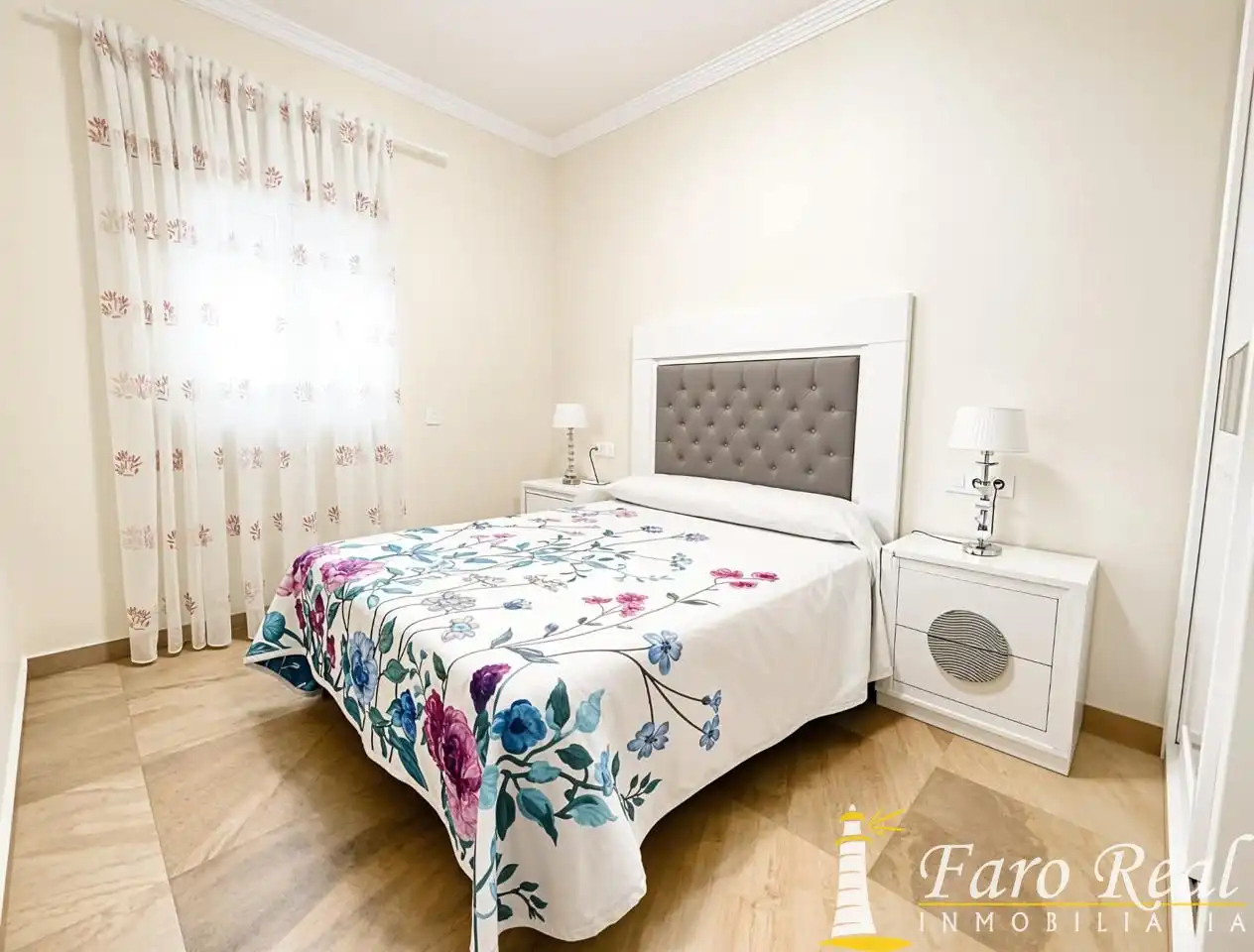 Dormitori de Casa o xalet en venda en Sanlúcar de Barrameda amb Aire condicionat, Terrassa i Moblat