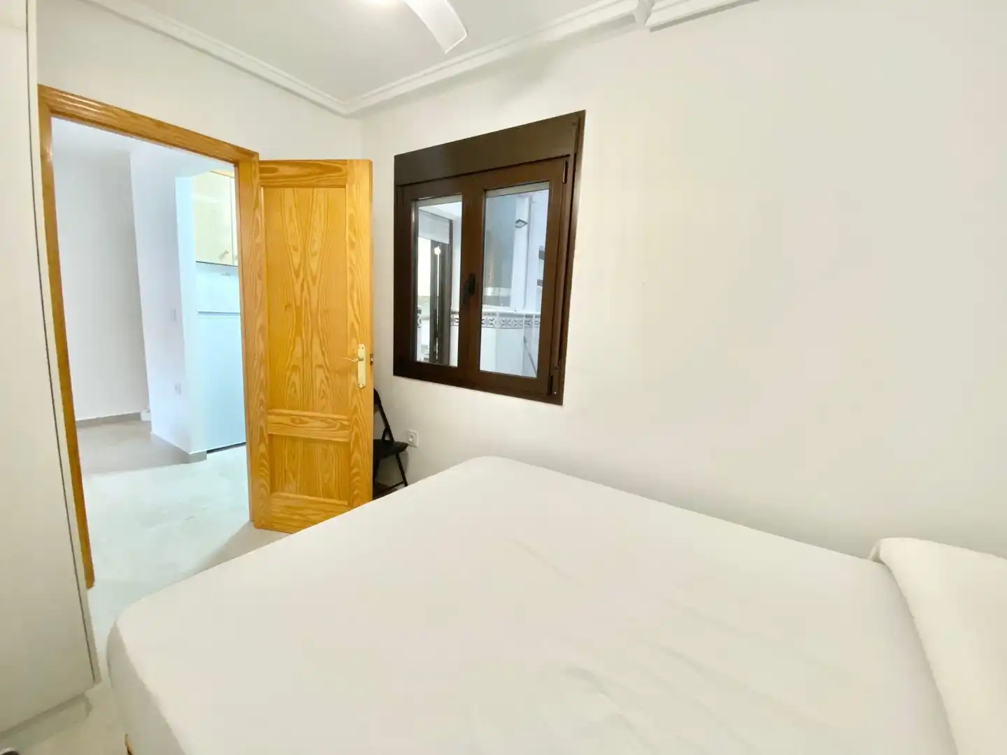 Bedroom of Apartments for rent in Guardamar del Segura  with Heating, Furnished and Washing machine