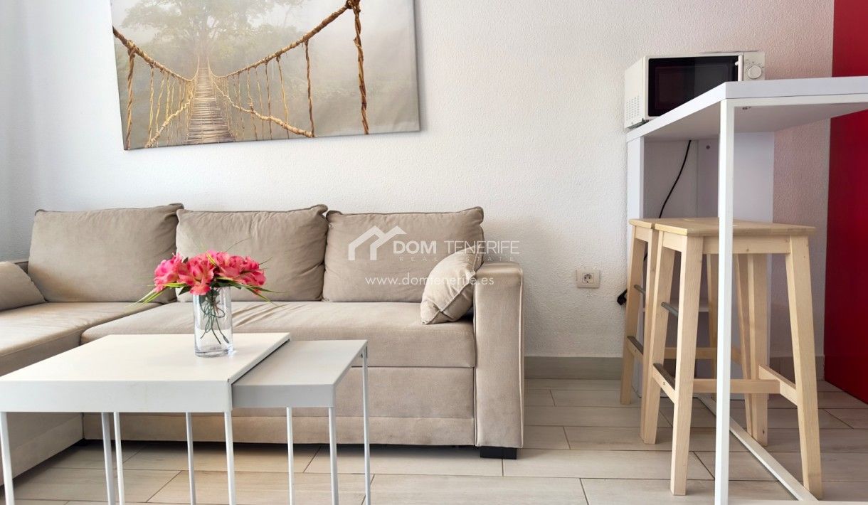 Living room of Flat for sale in Santiago del Teide  with Terrace, Swimming Pool and Furnished