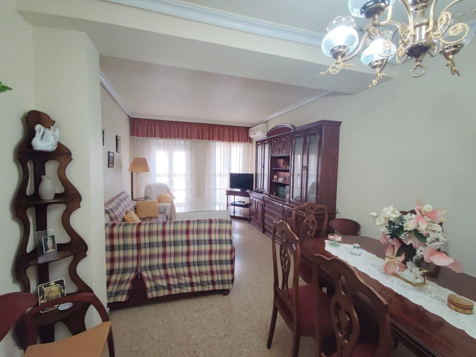 Sala de estar de Piso en venta en  Córdoba Capital con Aire acondicionado y Trastero