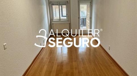 Foto 2 de Pis de lloguer a Guabairo, Vista Alegre,  Madrid Capital
