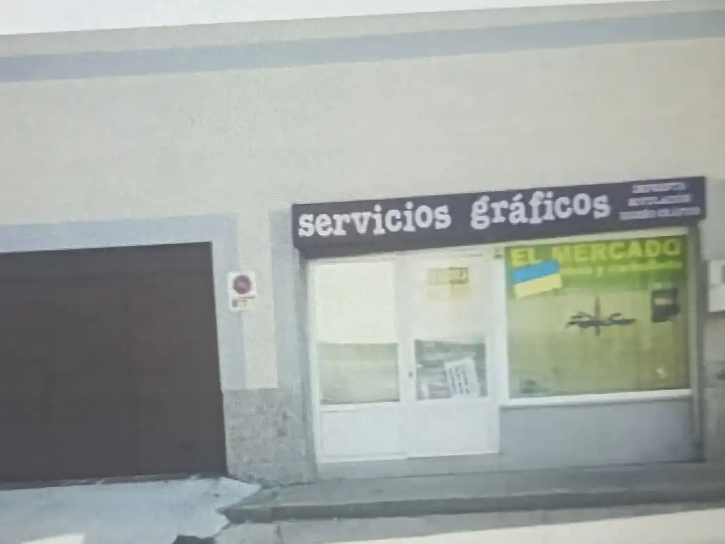 Commercial properties for rent in Galende  with Air Conditioner
