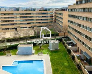 Exterior view of Flat for sale in Girona Capital  with Air Conditioner, Heating and Terrace