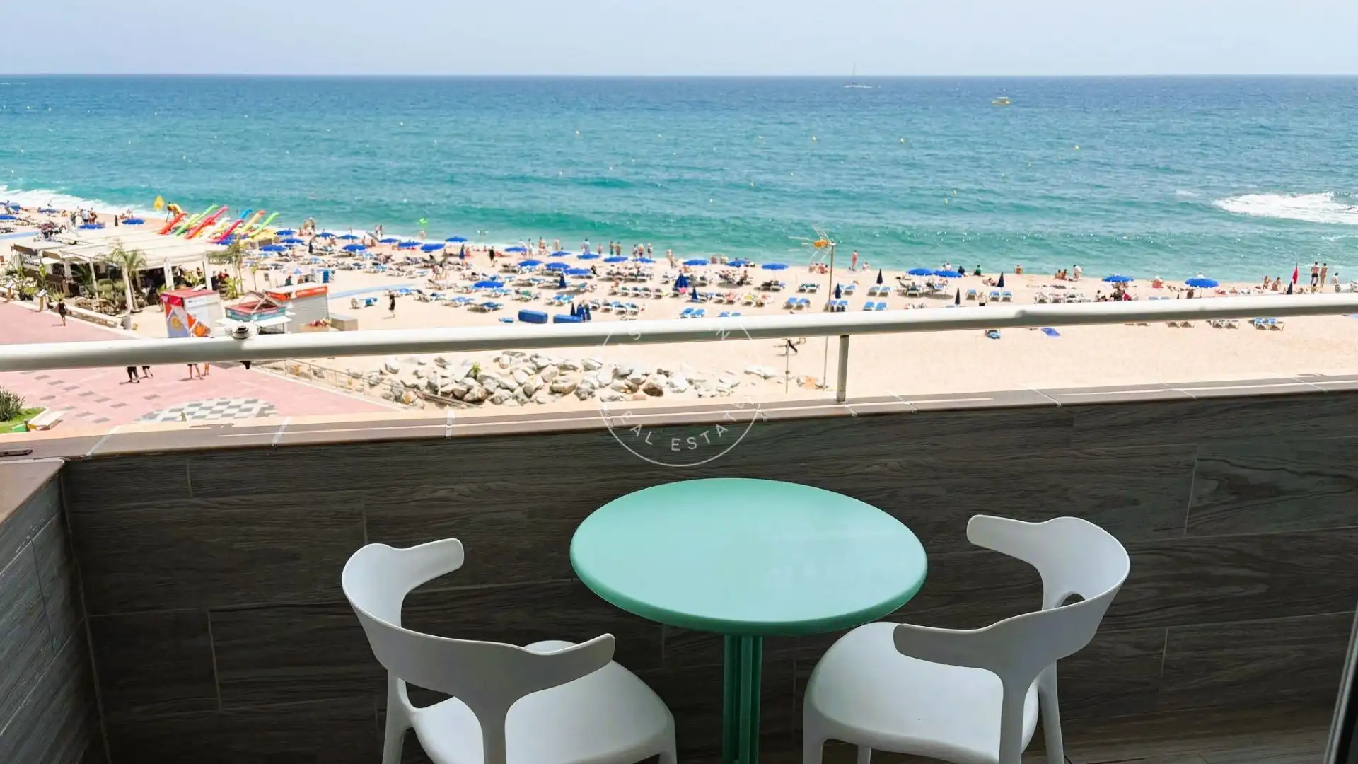 Apartamento con ascensor en venta en josep Tarradelles, imagen 3