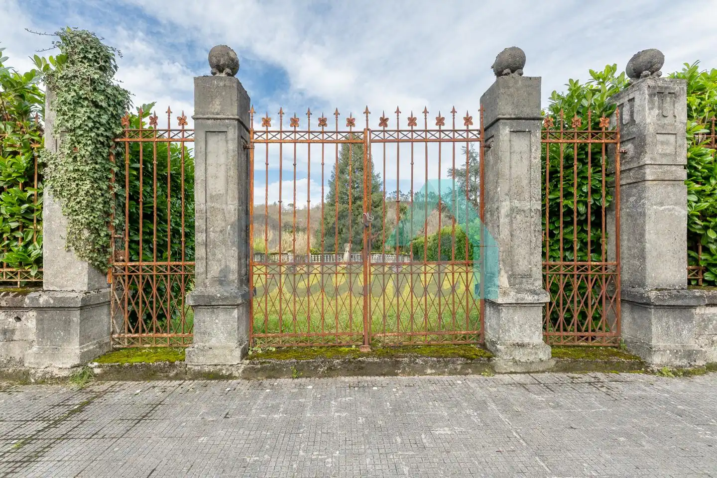Jardí de Casa o xalet en venda en Piloña amb Jardí privat, Parquet i Terrassa