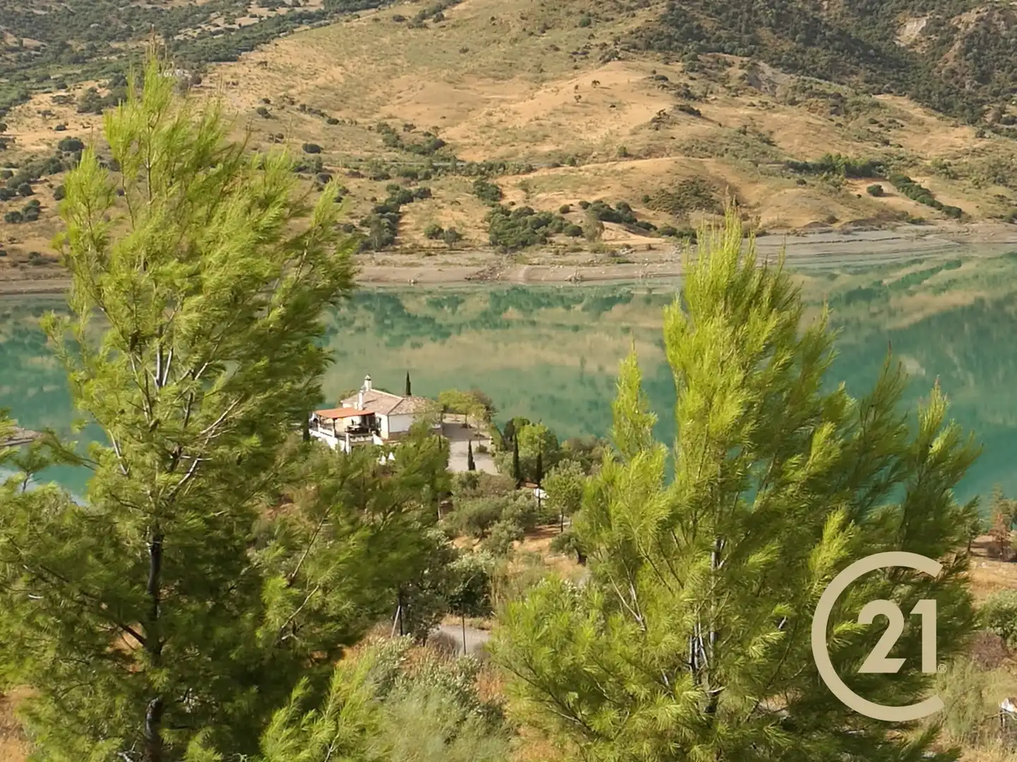 Vista exterior de Casa o chalet en venta en El Gastor con Aire acondicionado, Jardín privado y Terraza
