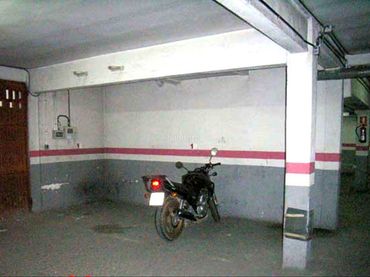 Moto in affitto a Carrer de Sant Joan Bosco 36