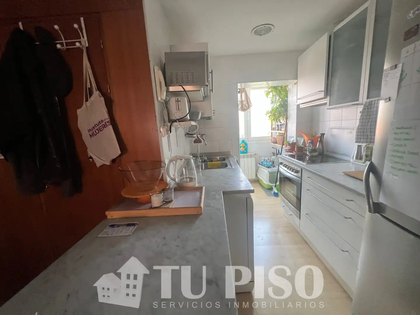 Cocina de Piso en venta en Madrid con Calefacción, Terraza y Amueblado