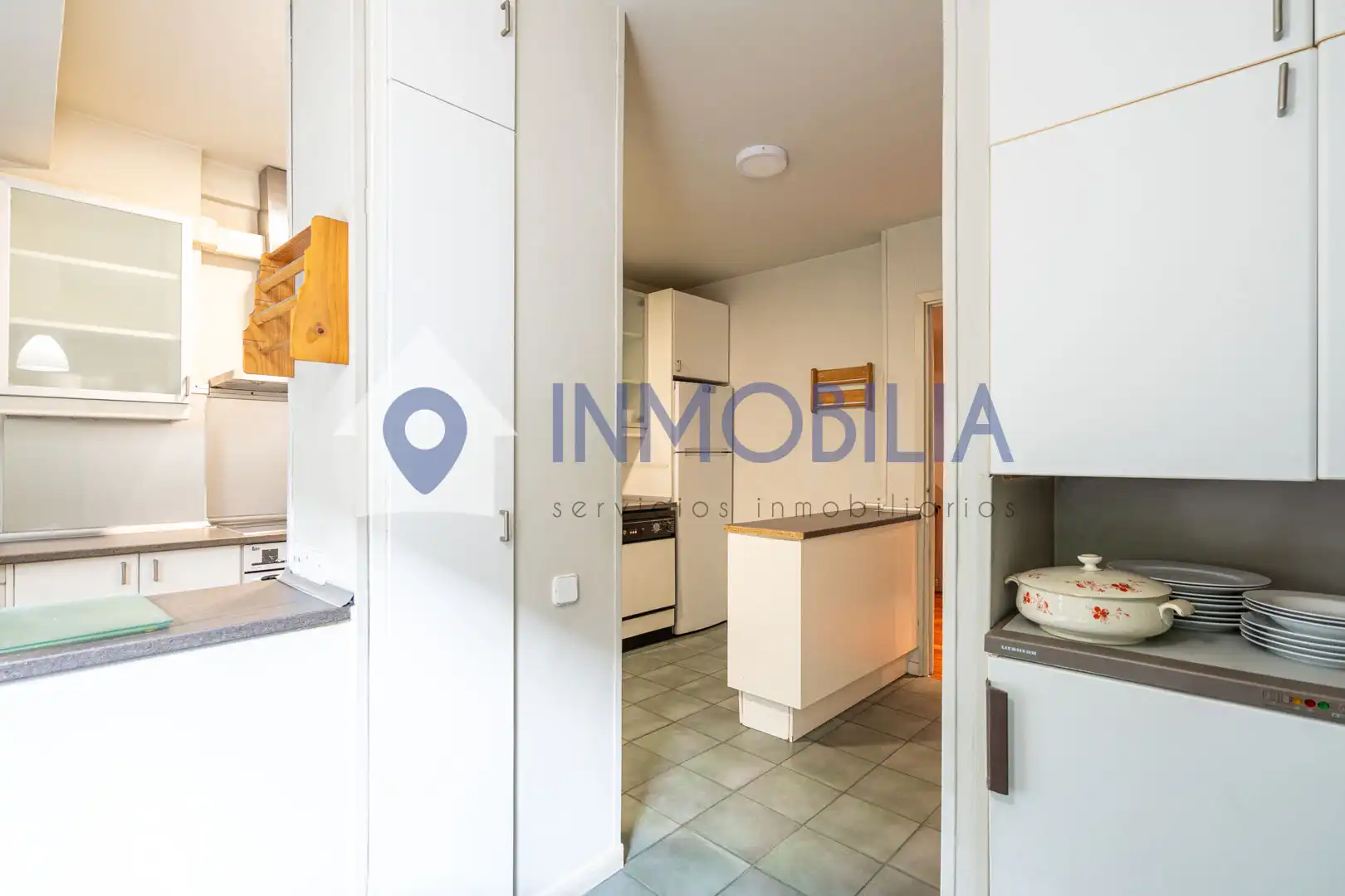 Cocina de Piso en venta en Madrid con Calefacción, Jardín privado y Trastero