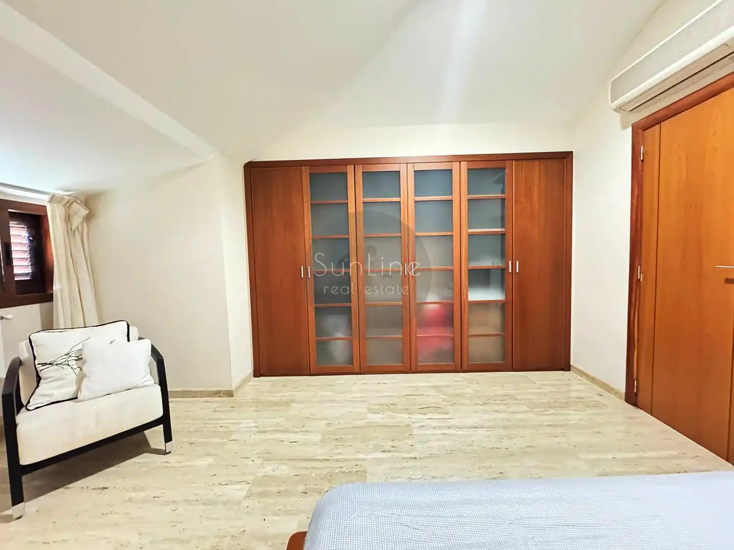 House with pool for sale in Carrer Font de la Carrasquera, imagen 85