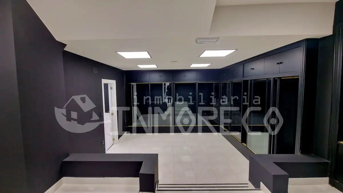 Local commercial à louer à Inmobiliaria - Barreda, imagen 5