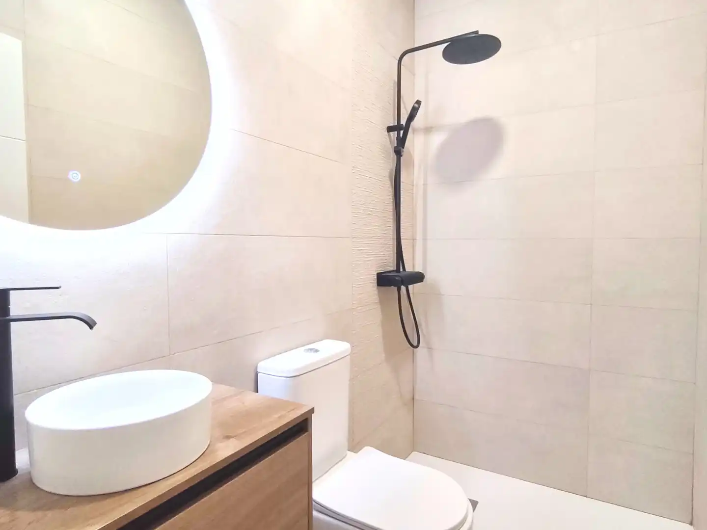 Bathroom of Houses for sale in Colmenar Viejo  with Heating and Terrace