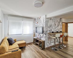 Sala d'estar de Apartament de lloguer en Getafe amb Aire condicionat i Piscina