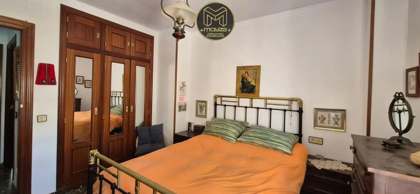 Habitación de Planta baja en venta en Linares con Aire acondicionado, Terraza y Amueblado