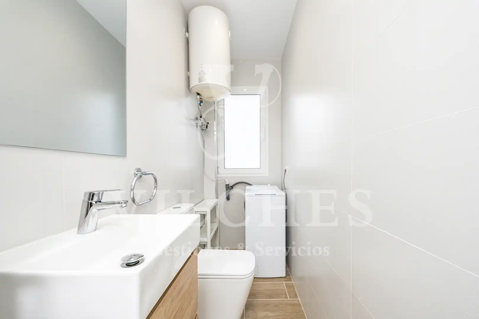 Bathroom of Flat for rent in Las Palmas de Gran Canaria  with Furnished, Oven and Microwave