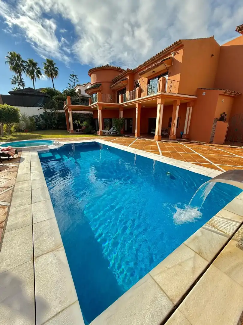 Chalet con piscina en venta en Calle Benahavis, imagen 25