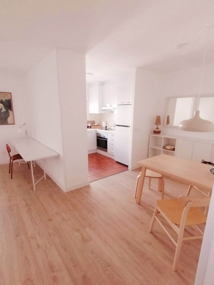 Cocina de Apartamento de alquiler en Gijón  con Parquet, Amueblado y Horno