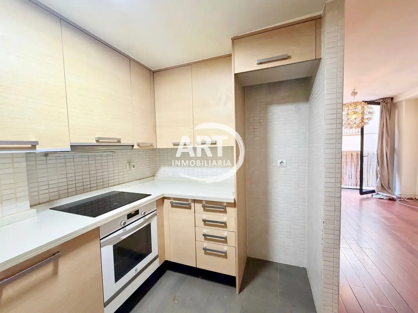 Exterior view of Flat for rent in Ciutat Vella 