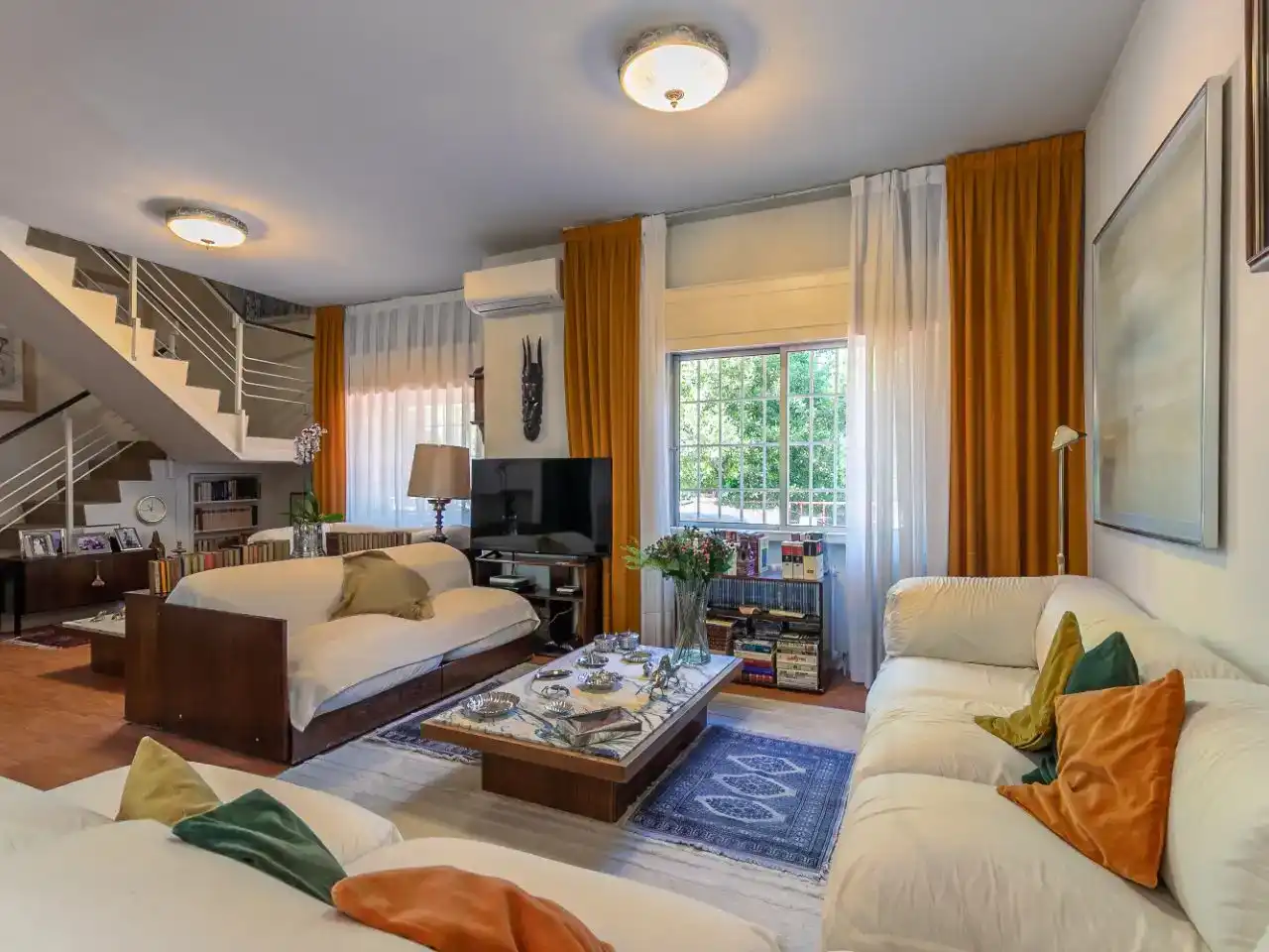 Sala de estar de Casa o chalet en venta en Madrid con Aire acondicionado, Jardín privado y Parquet