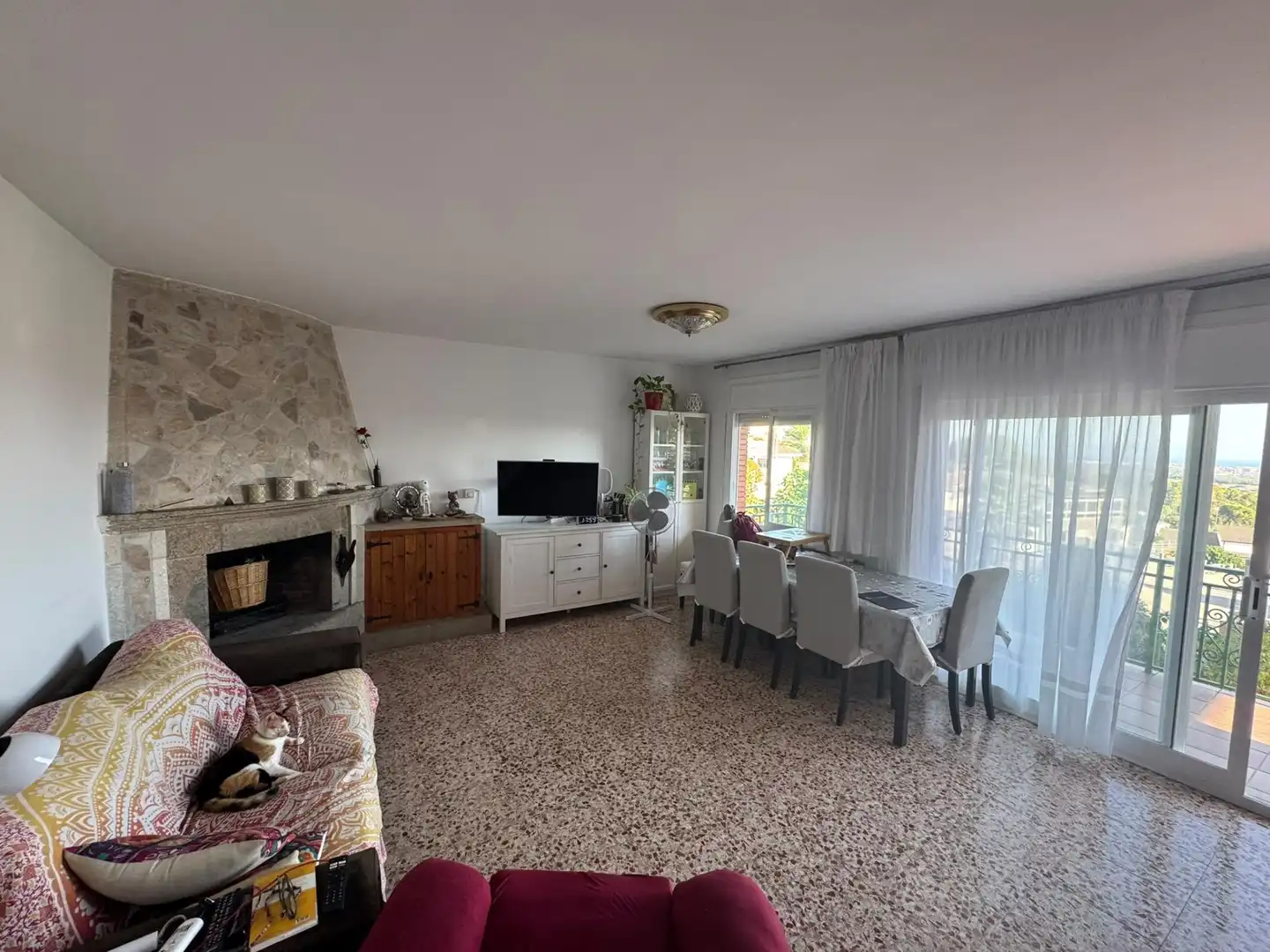 Sala d'estar de Casa o xalet en venda en Tordera amb Calefacció, Jardí privat i Terrassa
