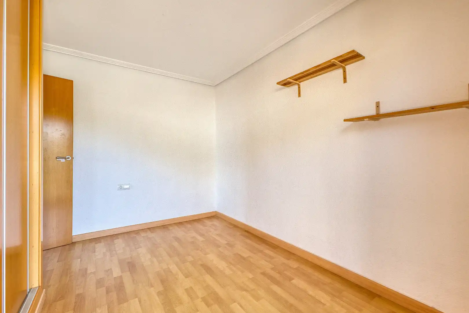 Dormitori de Pis en venda en Jijona / Xixona amb Calefacció, Parquet i Terrassa