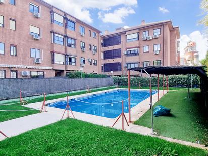 Swimming pool of Flat for sale in Mejorada del Campo  with Air Conditioner, Heating and Community pool