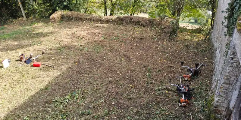 Finca rústica en venta en As Nogais 