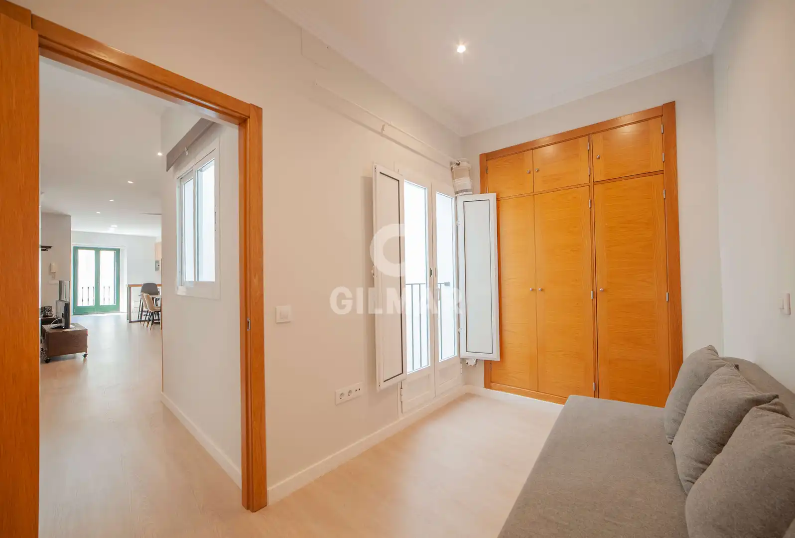 Außenansicht von Maisonette zur Miete in Sevilla mit Heizung, Möbliert und Balkon