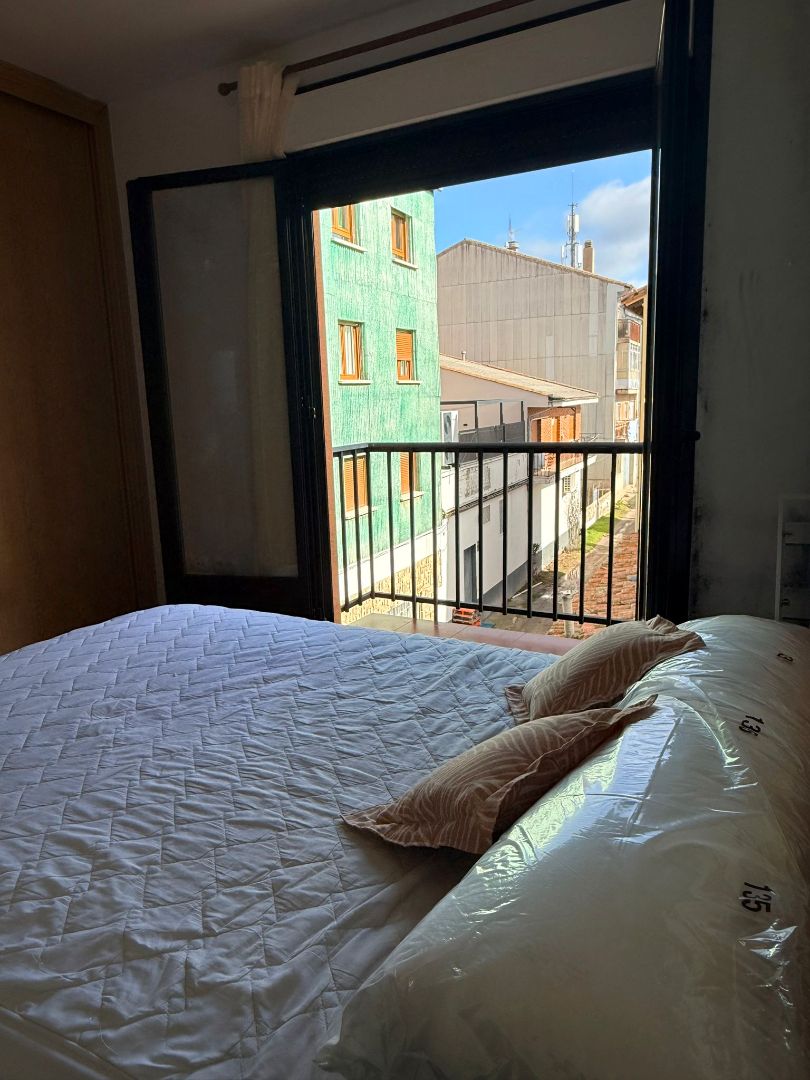 Bedroom of Flat for sale in El Barco de Ávila   with Heating, Furnished and Oven