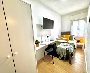 Bedroom of Apartment to share in  Madrid Capital  with Heating, Furnished and Oven