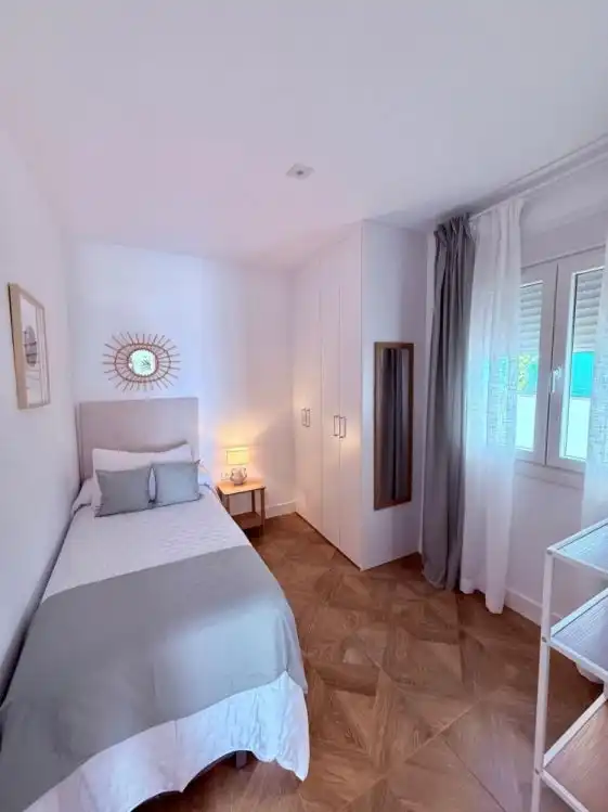 Dormitori de Casa o xalet en venda en Vélez-Málaga amb Aire condicionat, Calefacció i Jardí privat