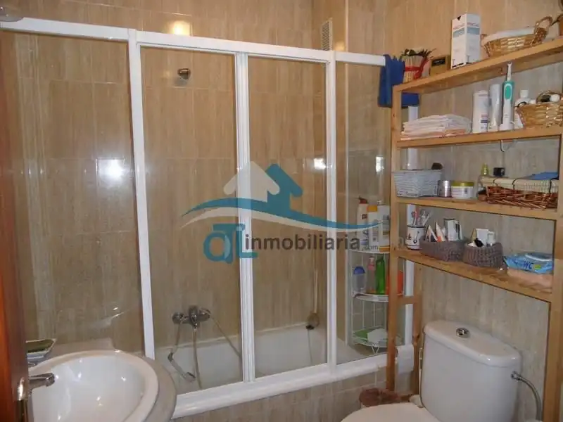 Bany de Pis en venda en Linares amb Aire condicionat, Calefacció i Parquet