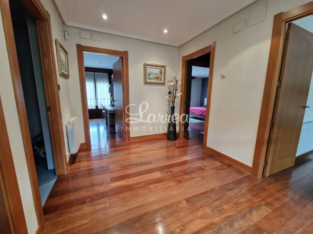 Detached homes for sale in Areatza  with Heating, Private garden and Storage room