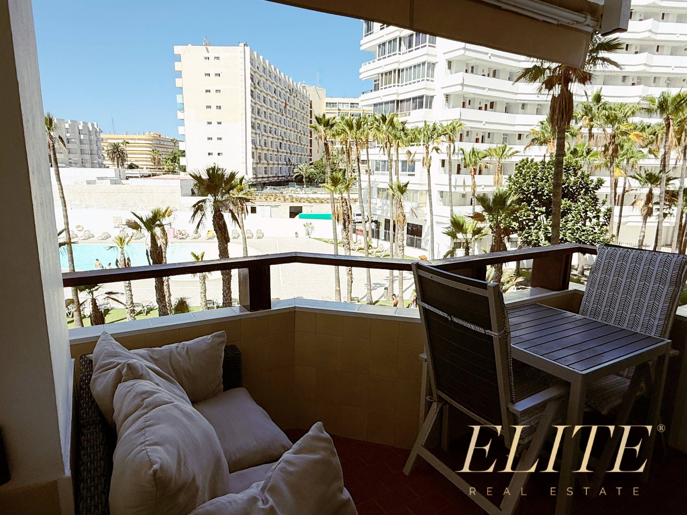 Exterior view of Apartment for sale in San Bartolomé de Tirajana  with Air Conditioner, Private garden and Terrace