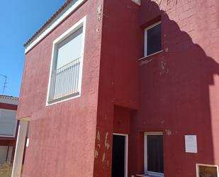 Vista exterior de Casa adosada en venda en Turís