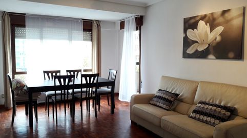 Foto 5 de Piso de alquiler en Buenavista, Oviedo