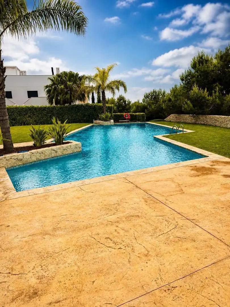 Piscina de Apartament en venda en Pilar de la Horadada amb Aire condicionat, Calefacció i Terrassa