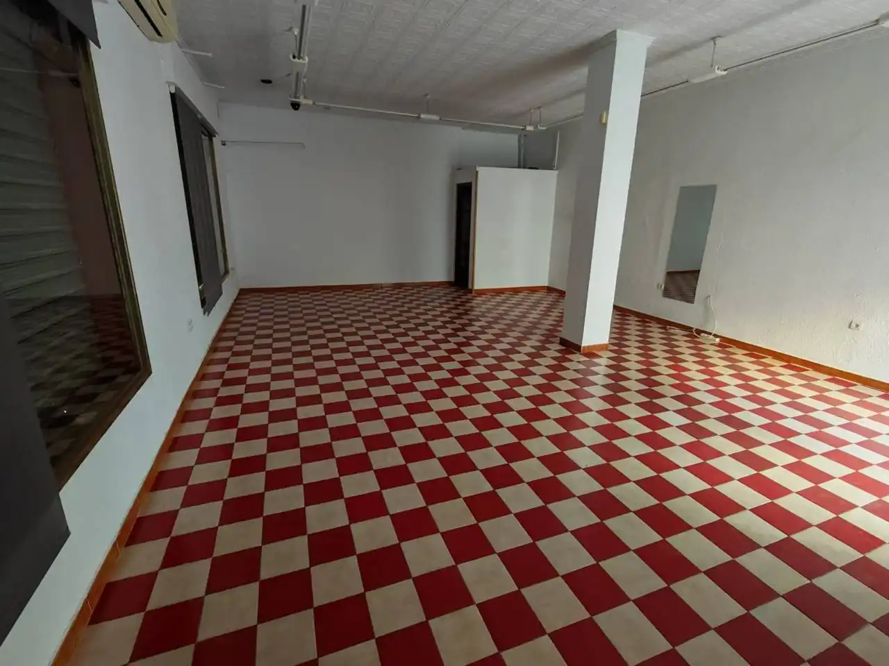Gewerbefläche zur Miete in Calle REYES CATOLICOS, imagen 8
