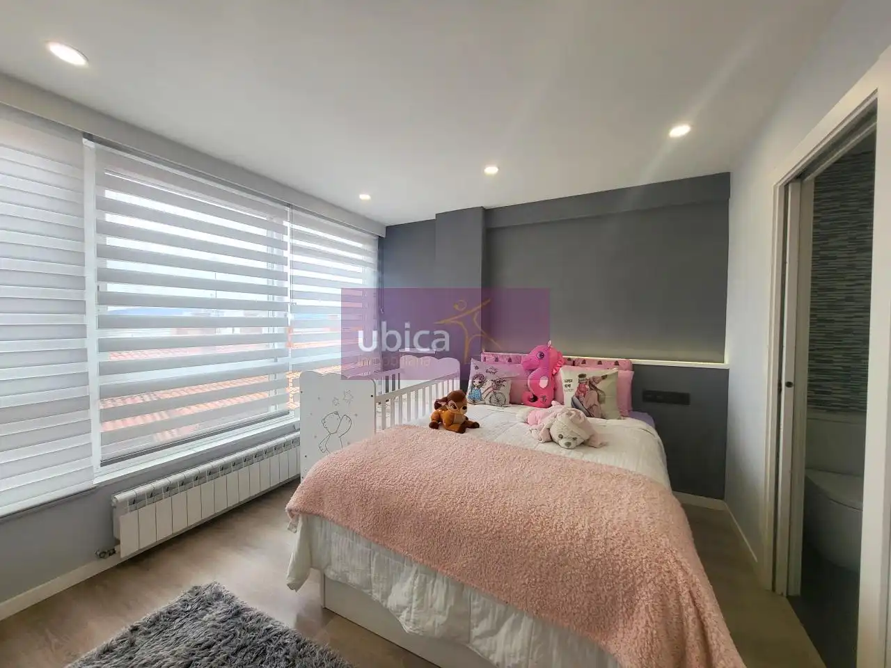 Habitación de Piso en venta en Vigo  con Calefacción y Trastero