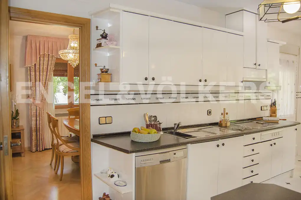 Kitchen of Houses for sale in El Escorial  with Heating, Private garden and Terrace