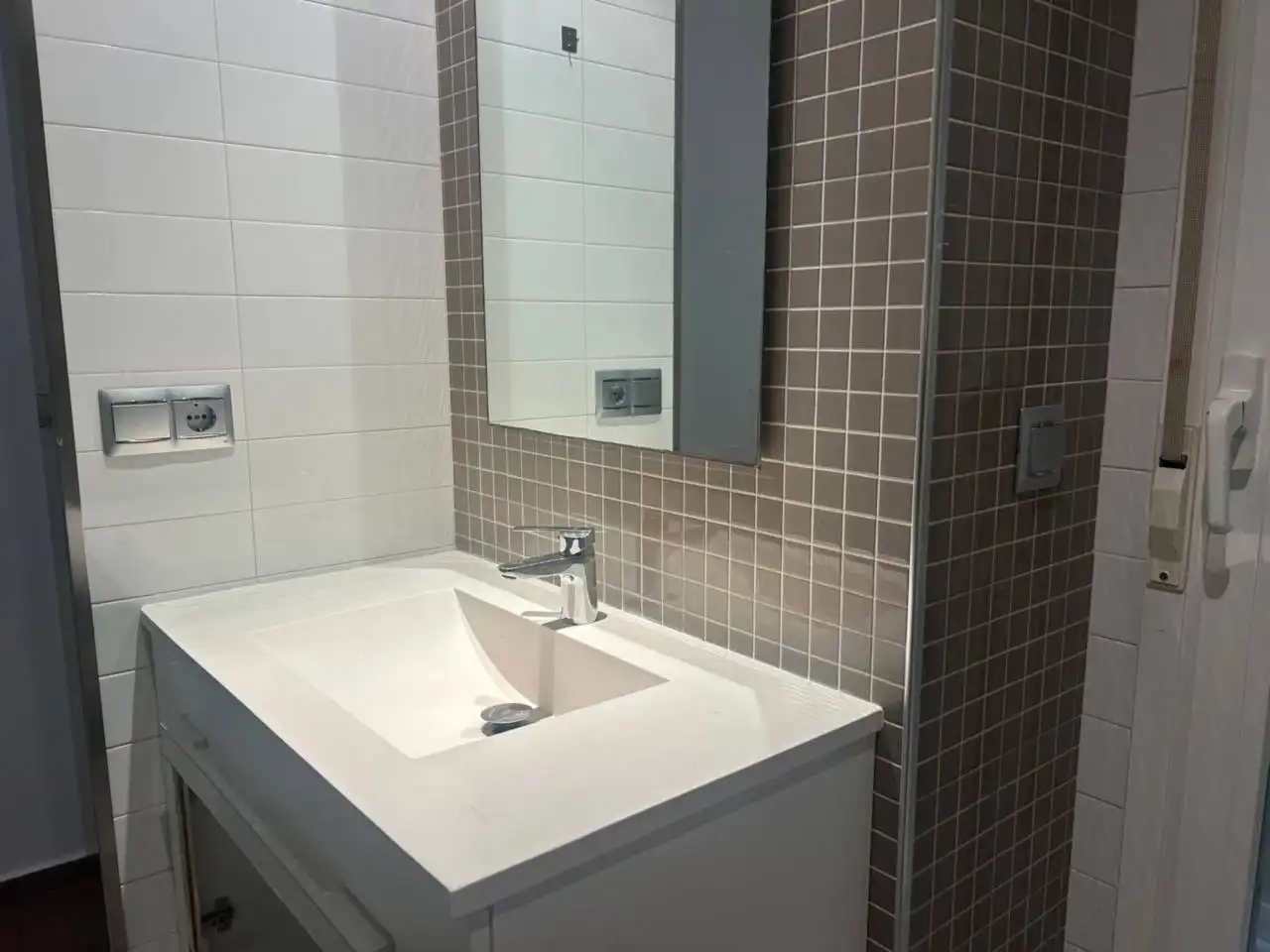Bathroom of Study for rent in Castellón de la Plana / Castelló de la Plana  with Storage room, Furnished and Balcony