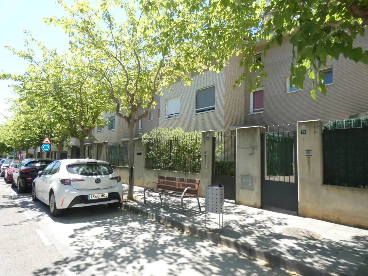 Außenansicht von Einfamilien-Reihenhaus zum Verkauf in Benicarló mit Klimaanlage, Heizung und Privatgarten