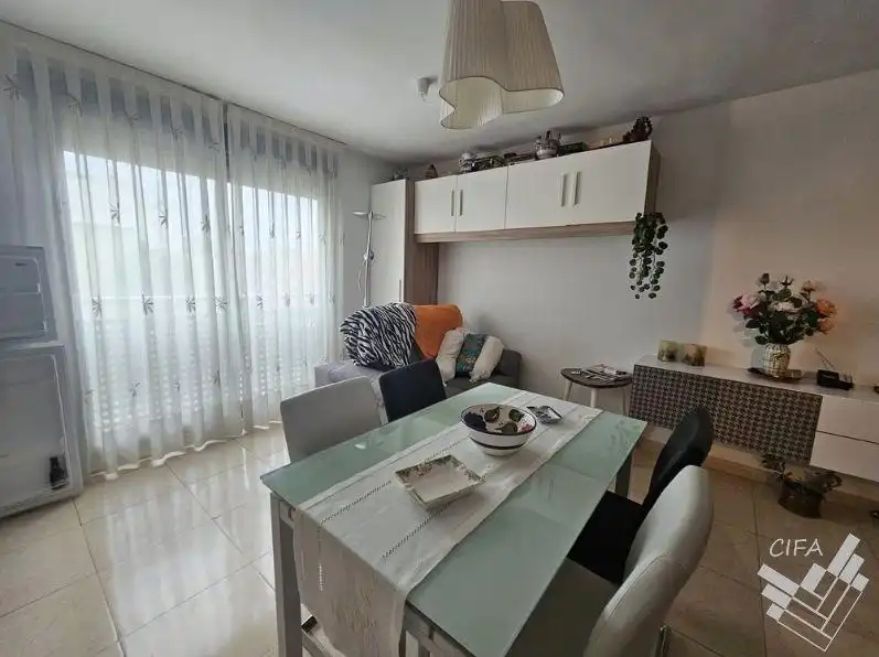 Sala de estar de Apartamento en venta en Benicarló con Aire acondicionado, Calefacción y Amueblado