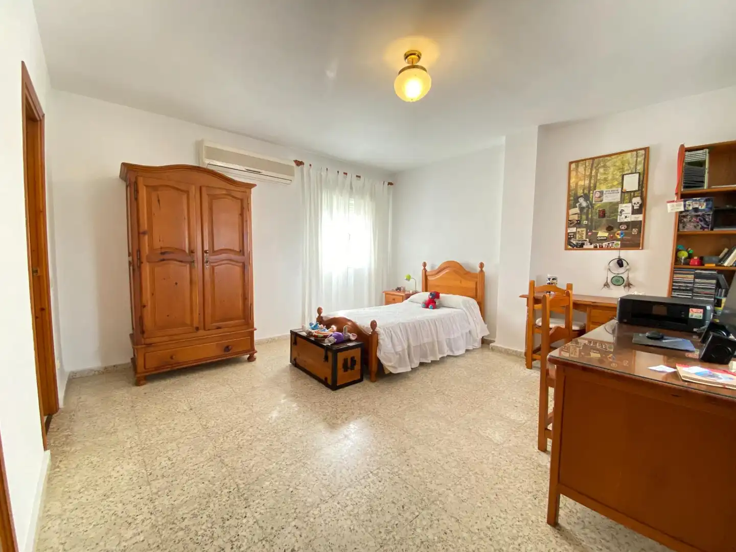 Bedroom of Houses for sale in Dos Hermanas  with Air Conditioner and Private garden