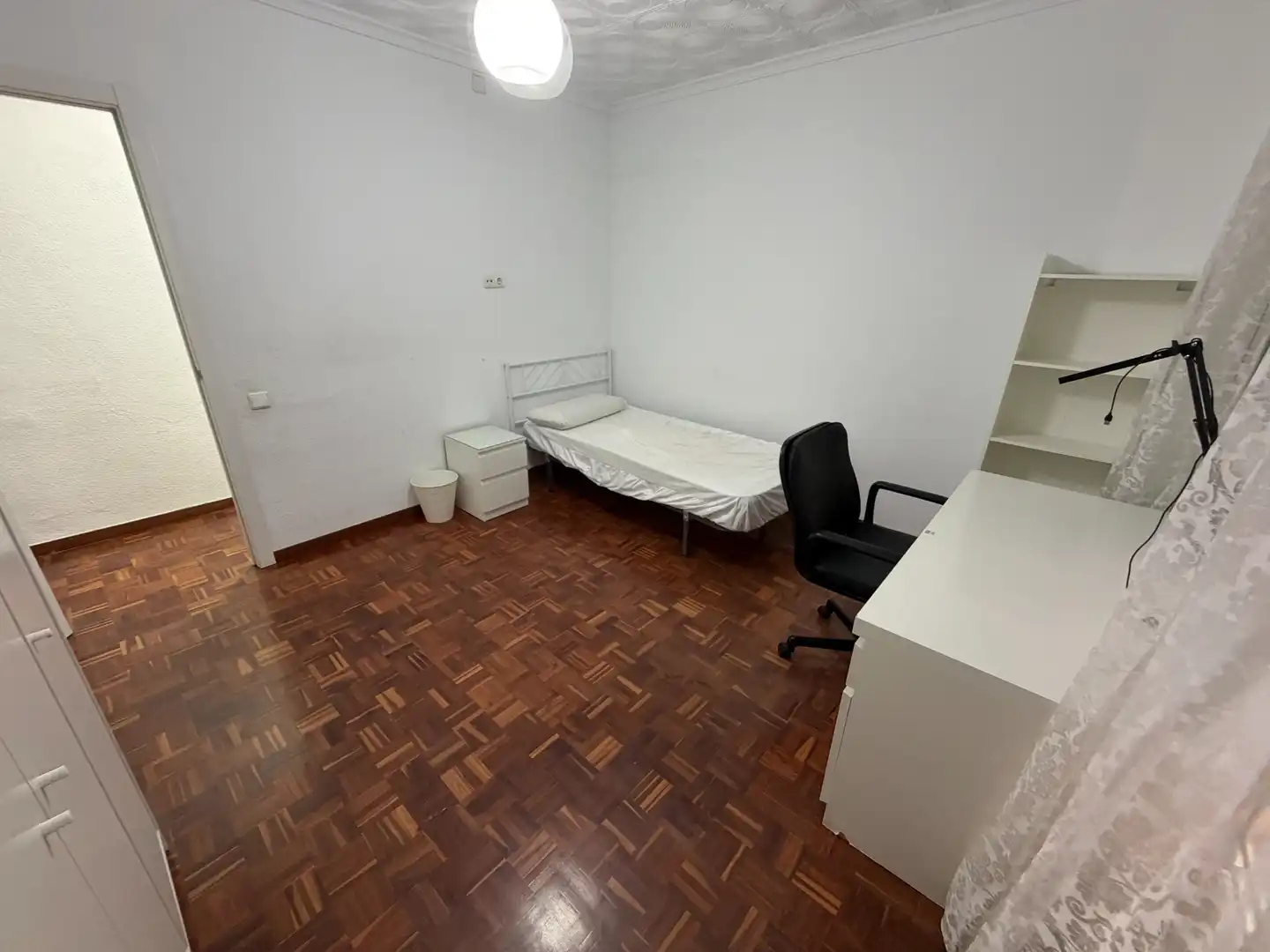 Bedroom of Flat for rent in Murcia  with Furnished, Oven and Washing machine