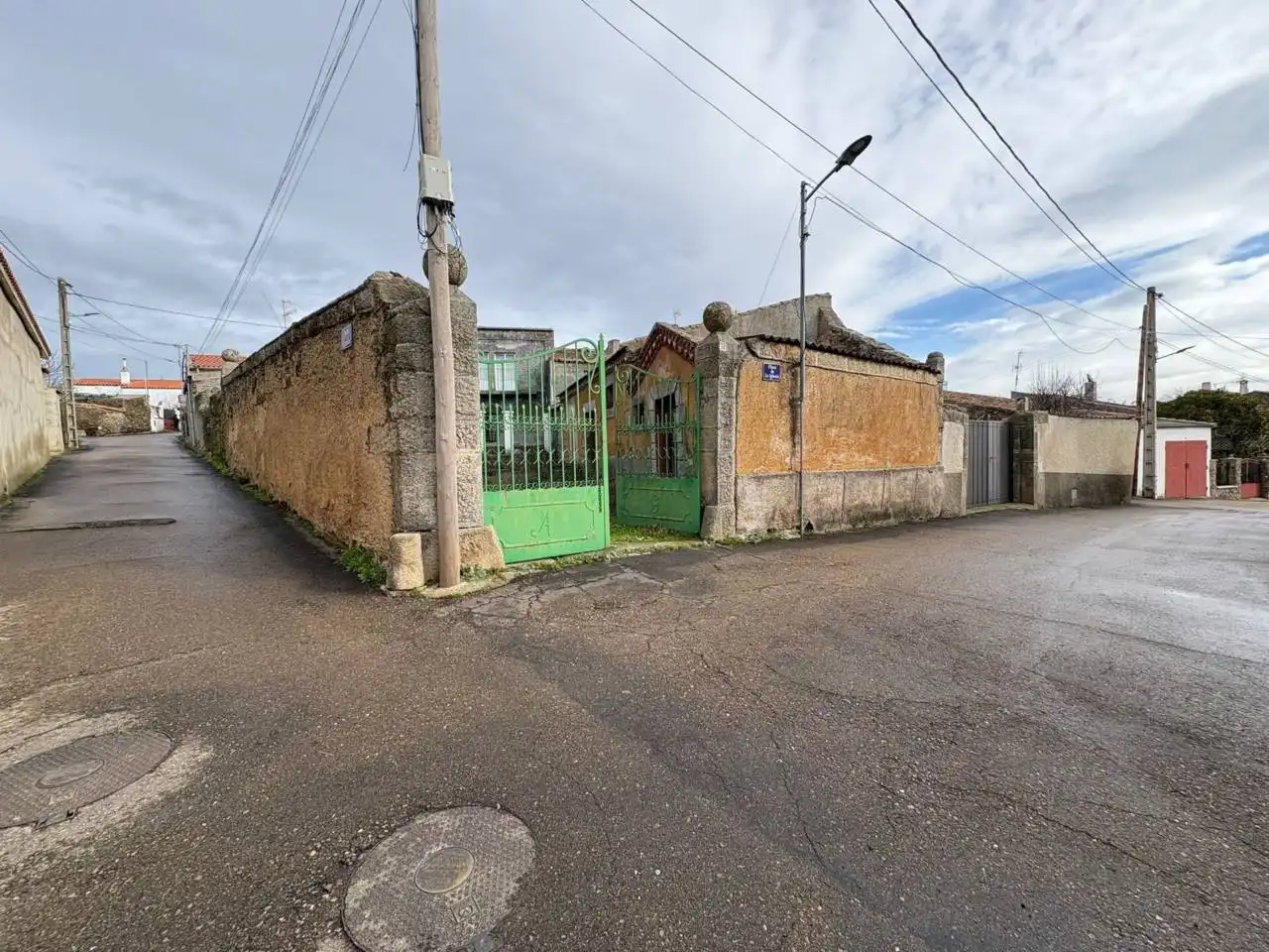 Vista exterior de Casa o chalet en venta en Castillejo de Martín Viejo con Jardín privado y Terraza