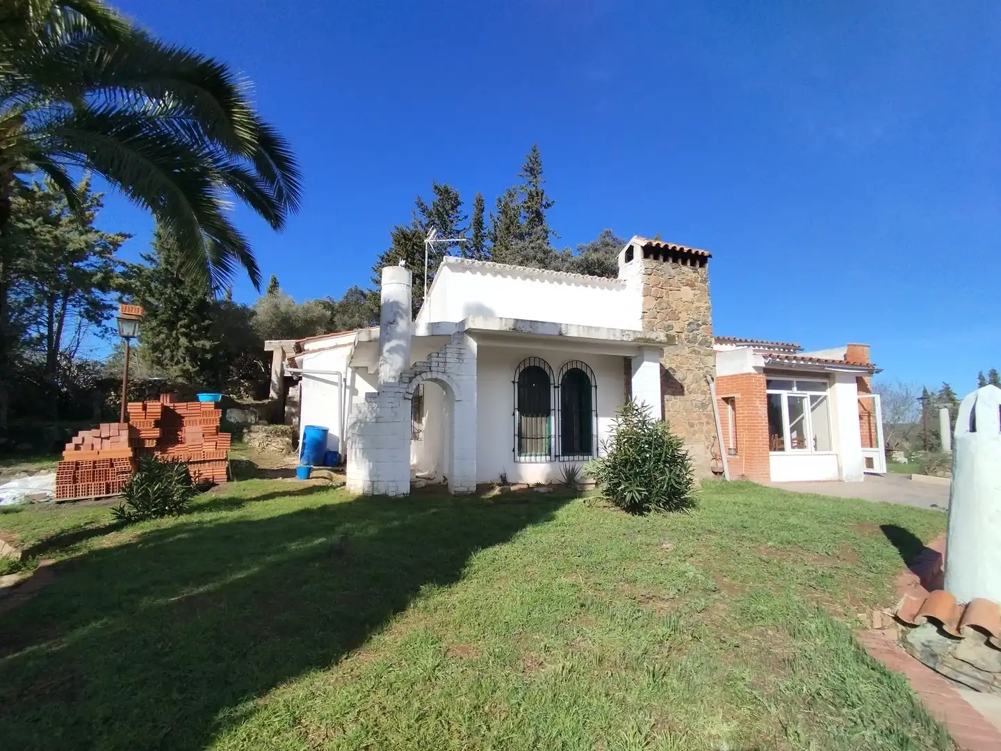 Jardín de Finca rústica en venta en Valverde de Mérida con Trastero, Piscina y Piscina comunitaria