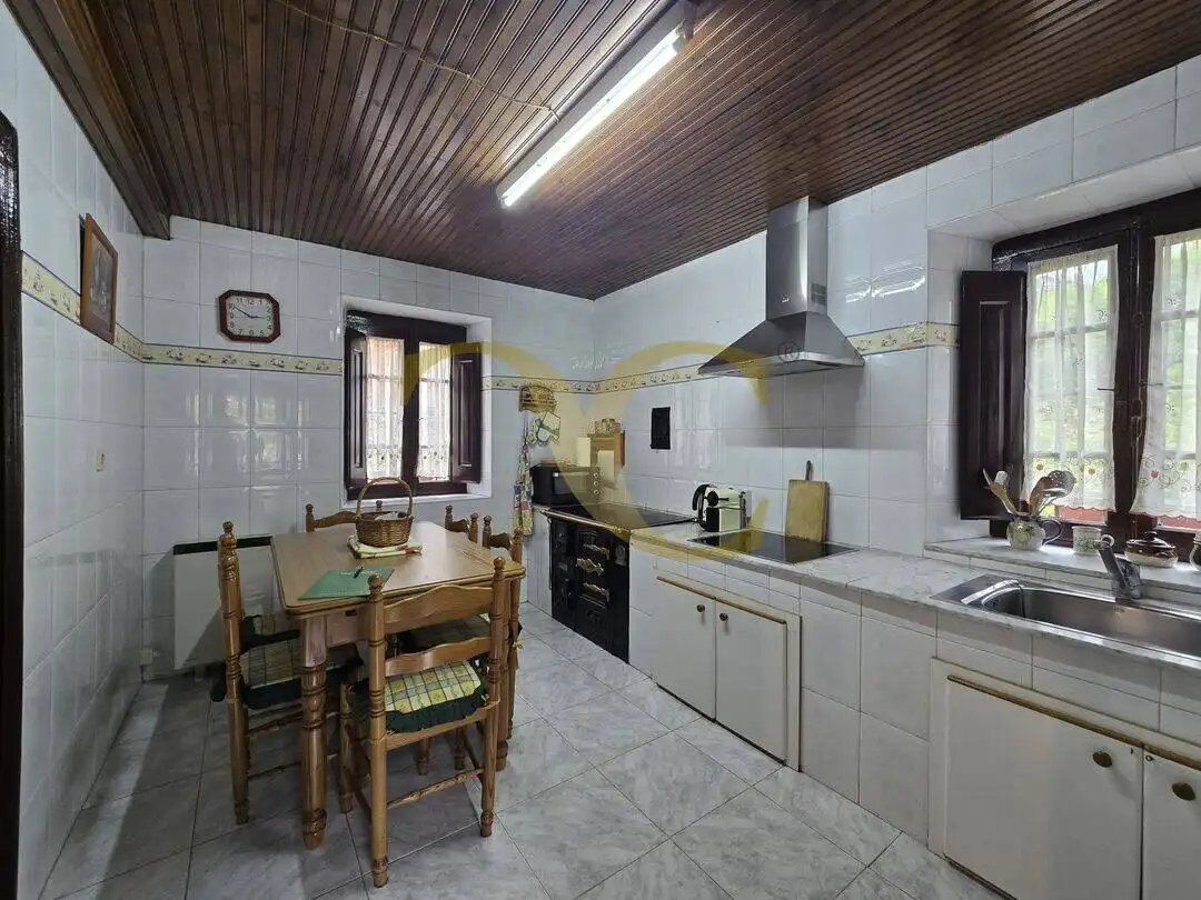 Cocina de Casa o chalet en venta en Llanes con Calefacción, Jardín privado y Terraza